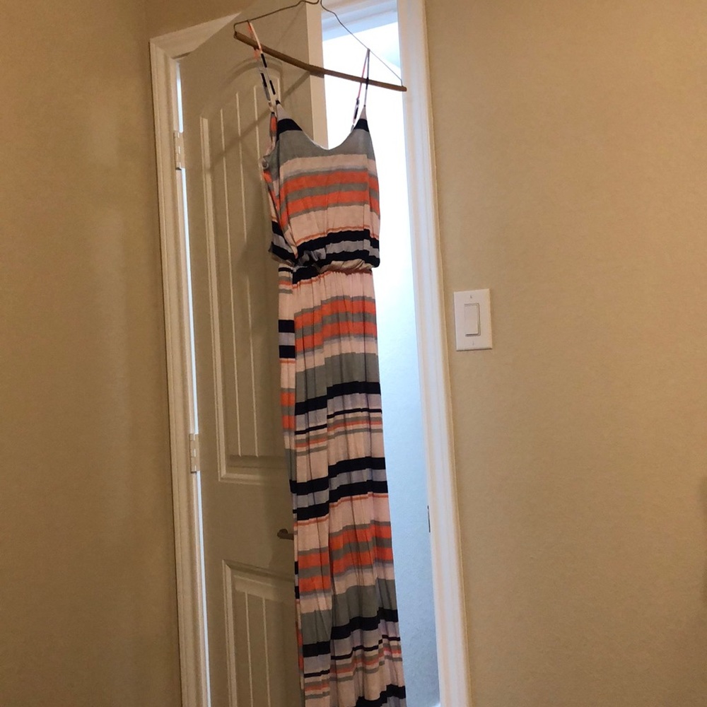 maxi dress with tags still on